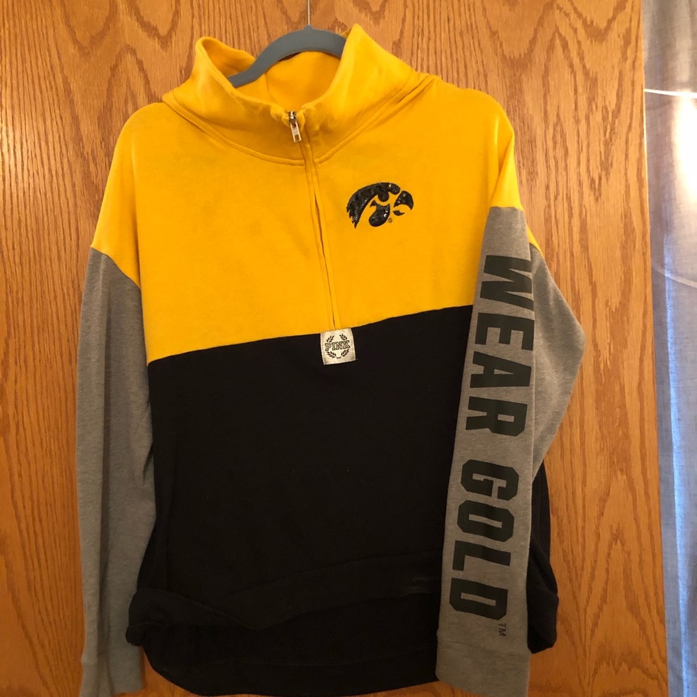 VS Pink Iowa Hawkeyes Quarter Zip Size L